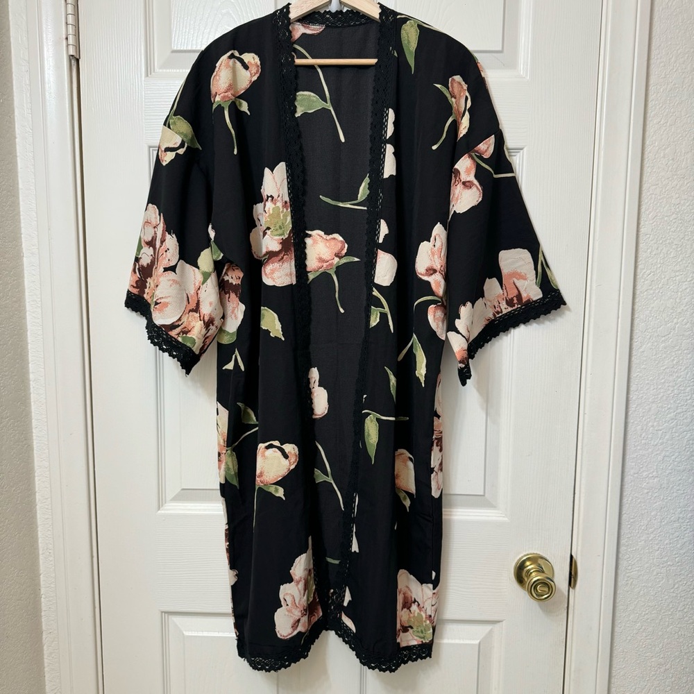ESPERANZA Kimono Black Floral Open Front Lace Trim Lightweight Coverup size S/M